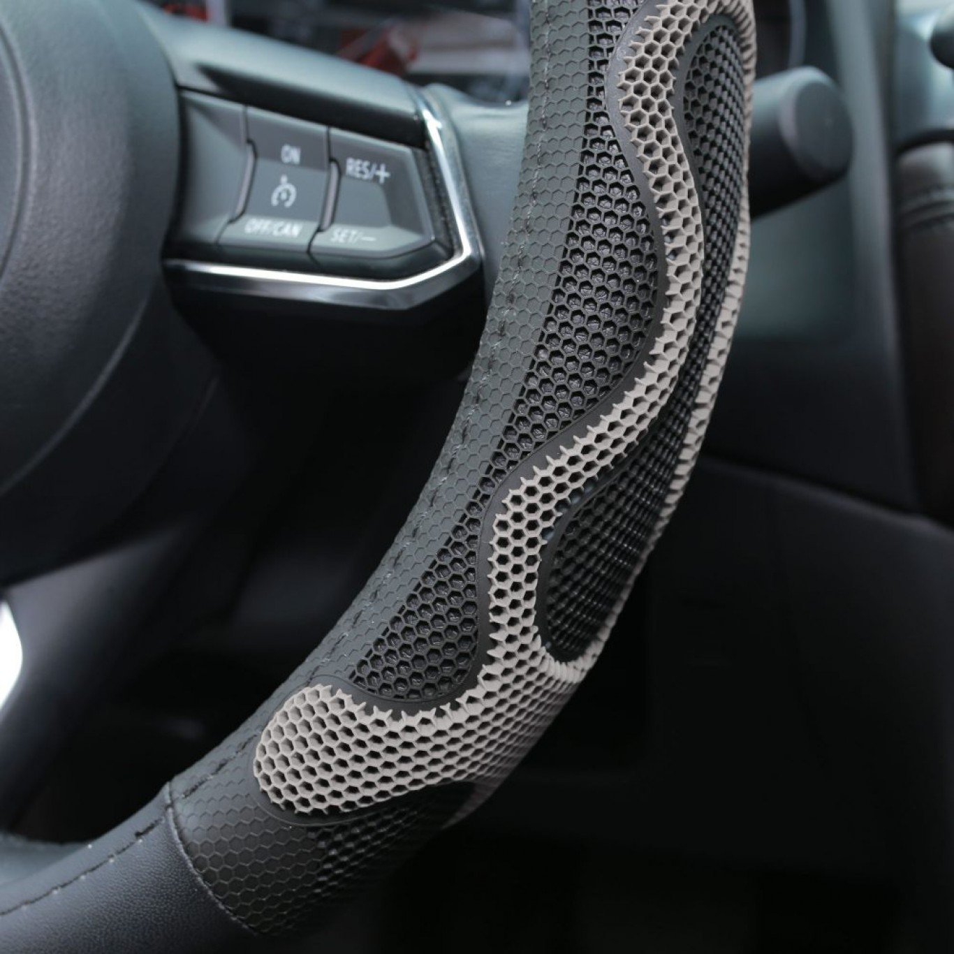 Κάλυμμα Τιμονιού Δερματίνη 37-38cm CarSun - Μαύρο 